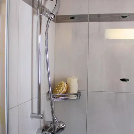 Apartment 3 Appartement-fewo Holiday-schoener Wohnen By Interhome *